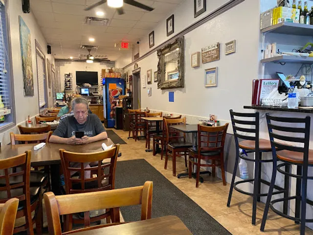 Lello's Ristorante and Pizzeria