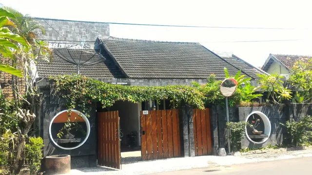 Puri Minggiran Guesthouse