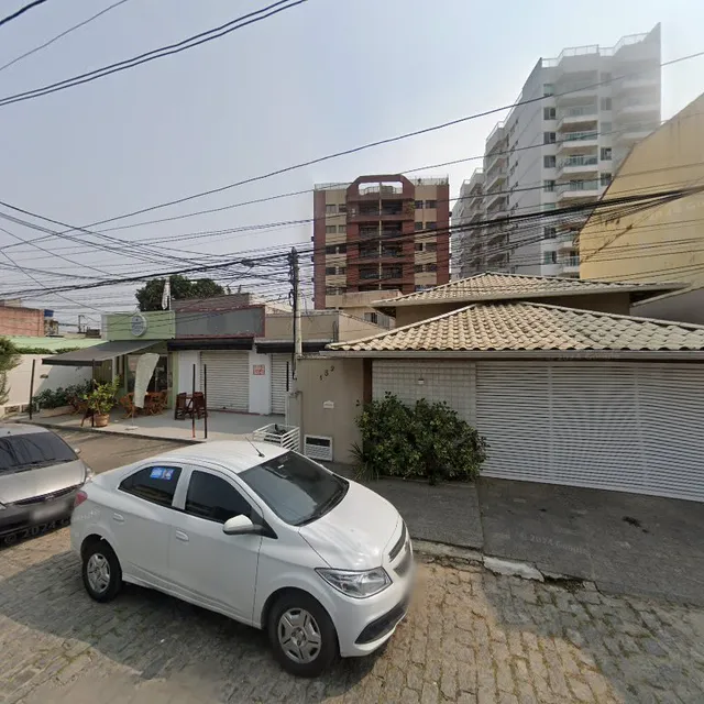 Rolls Fire Pub / Pub Fiction Of Rock