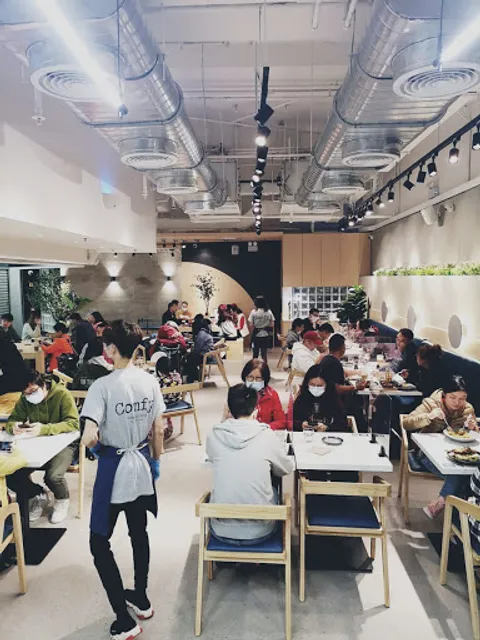 Comfy by Chef's Stage