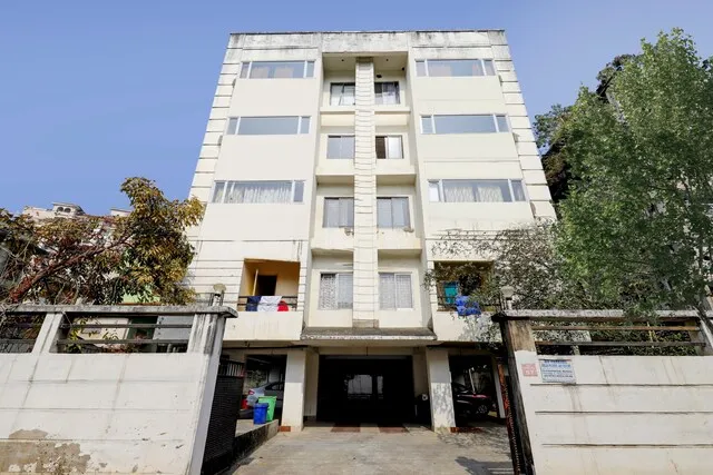 Capital O The Apple Tree