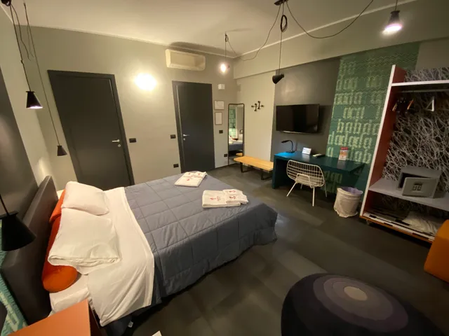 Tiburtina Suites - Guest House