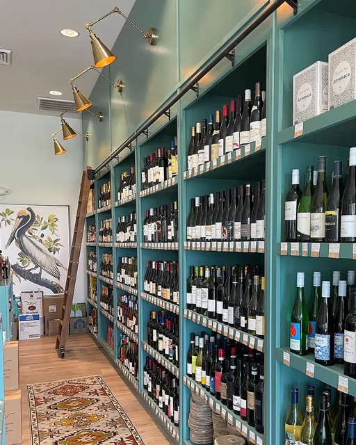 The Carriage Wine and Market: Dauphin Island