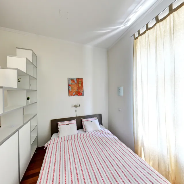 MEZZANNINE APARTMENTS