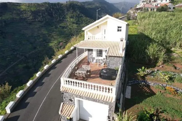 Levada Nova House