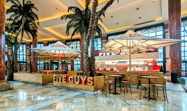 Five Guys Burgers and Fries Trafford Centre