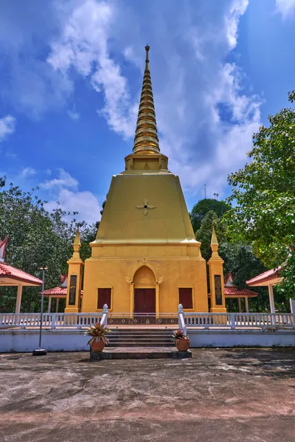 Wat Thong Tom Yai