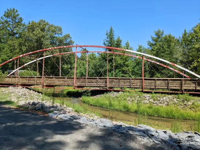 Van De Graaff Park and Arboretum