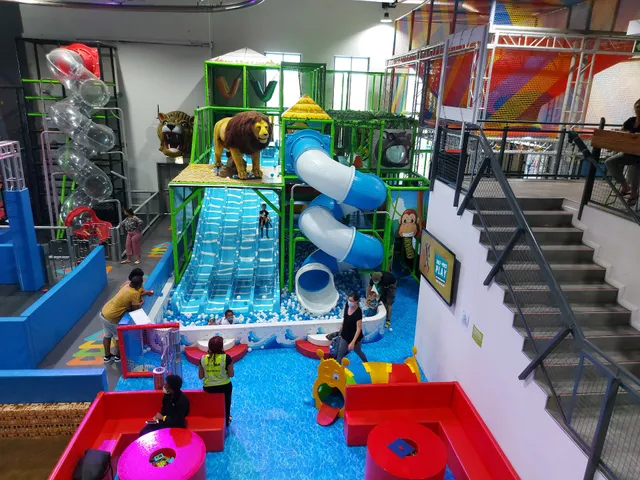 Playalot Indoor Adventure Park - Pinehurst - Durbanville