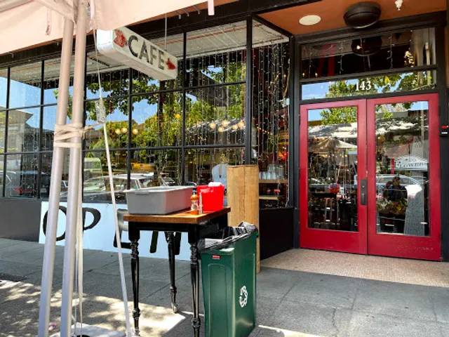 Della Fattoria Downtown Café