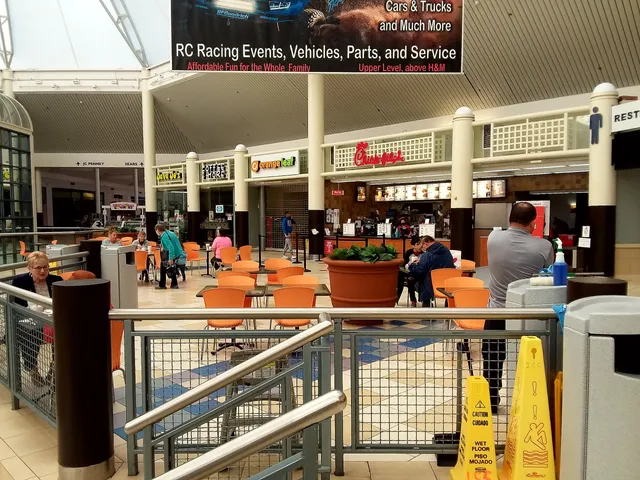 Chow Express (Rolling Oaks Mall Location)