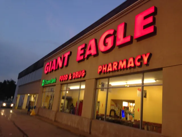 Giant Eagle Supermarket