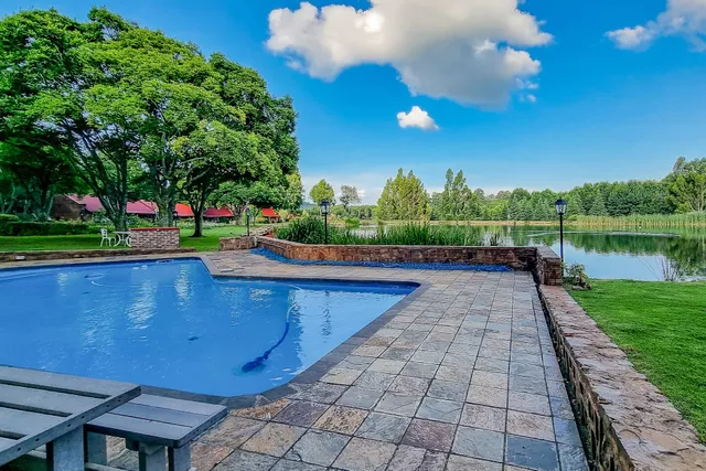 Critchley Hackle Lodge