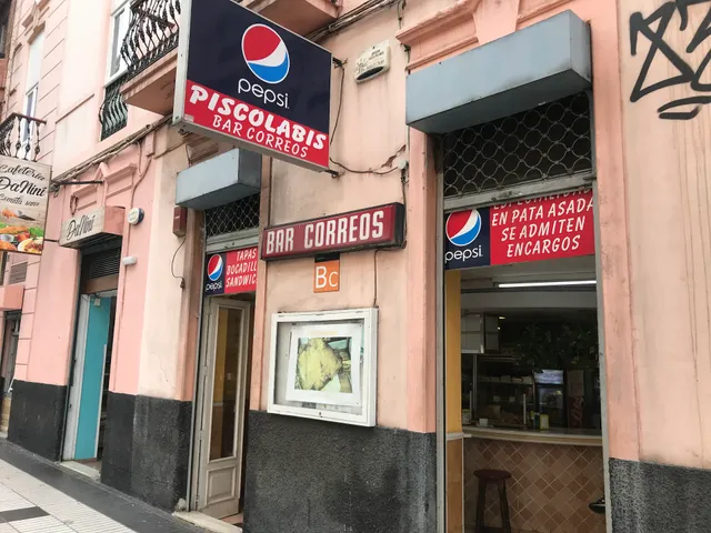 Piscolabis Bar Correos