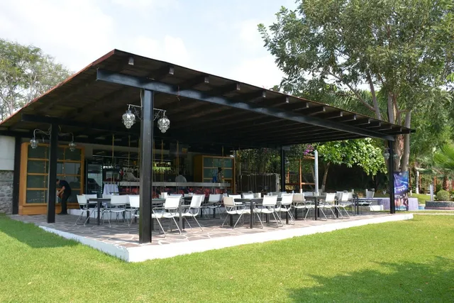 Montroi Hotel Premium & Fitness