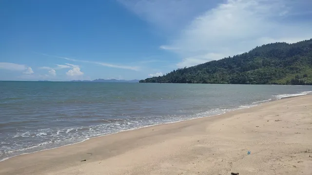 Pantai LUBUK TUKKO