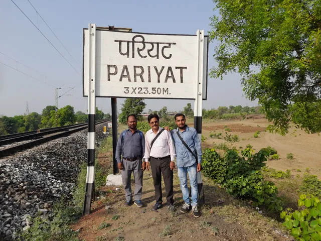 Pariyat River railway bridge