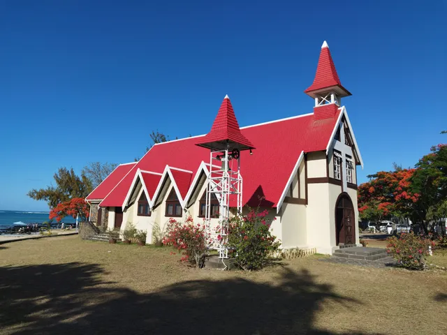 Notre-Dame Auxiliatrice de Cap Malheureux