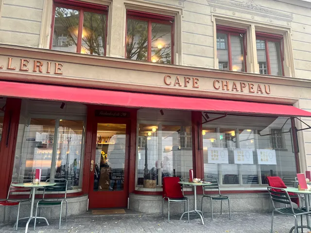 Café Chapeau