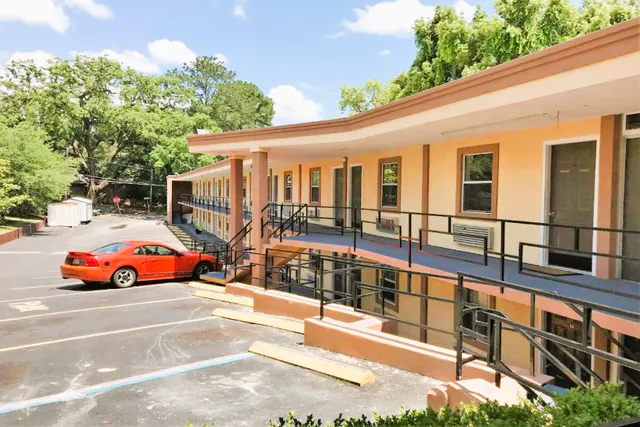 OYO Hotel Tallahassee Downtown