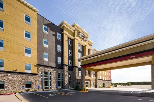 Hampton Inn & Suites by Hilton Edmonton St. Albert