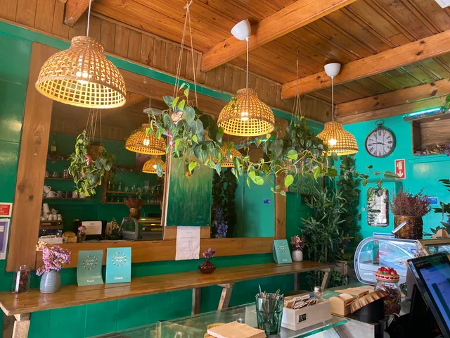 O Jardim da Jujé | vegan coffeeshop & bakery