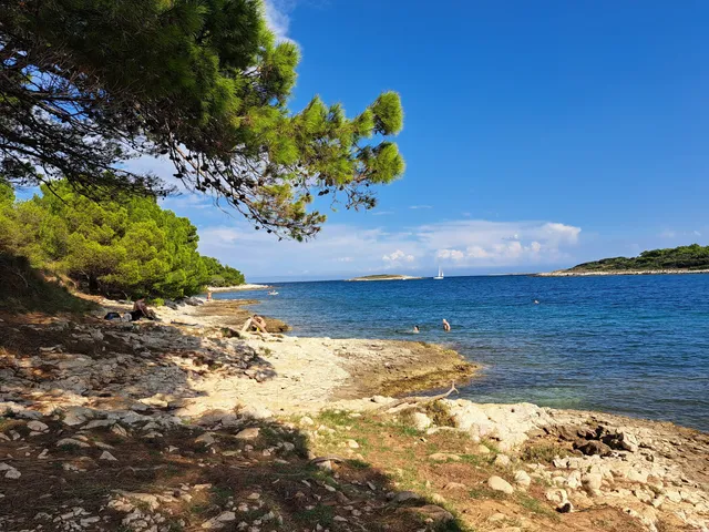 Beach Mali Portić