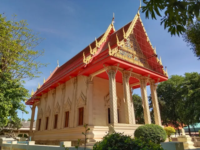Wat Samchuk