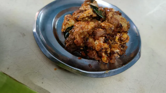 Pandian lodge restaurant