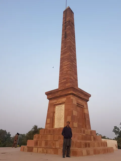 Monument of Van Alexander Agnew