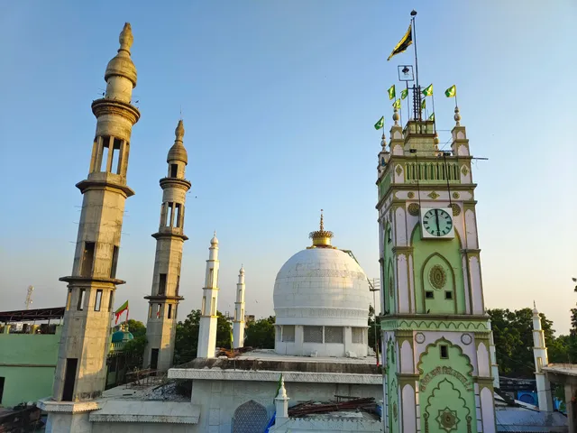 Mira datar dargah sharif Unava