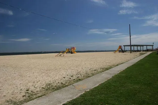 Venetian Shores Beach