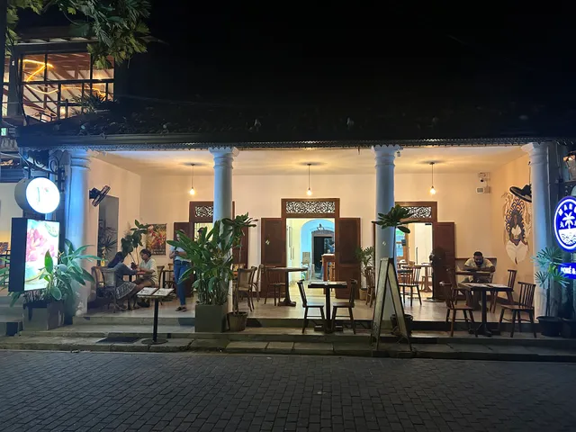 Simply Strawberries by Jagro - Galle Fort