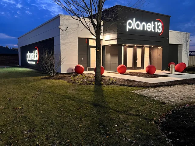Planet 13 Dispensary Waukegan