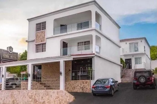 Starz Hotel & Car Rental