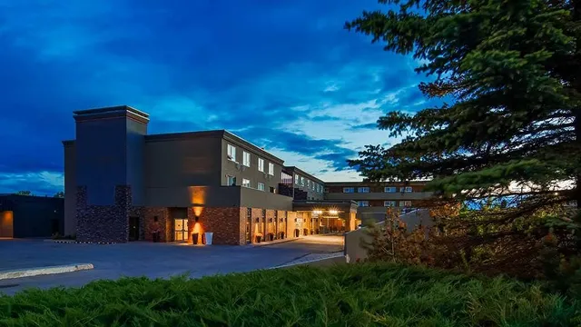 Days Inn by Wyndham Airdrie