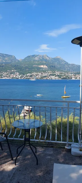 Villa "I Love Njivice"