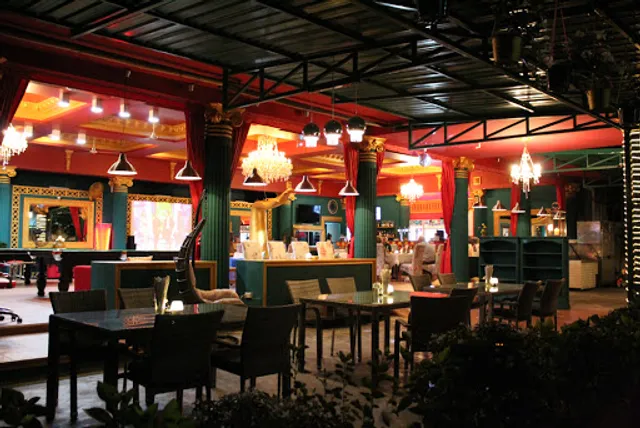 Property-Lounge/Cooking class