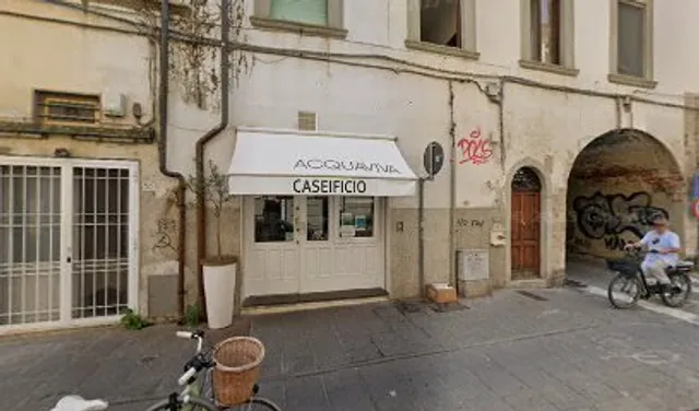 Via Giuseppe Garibaldi, 28