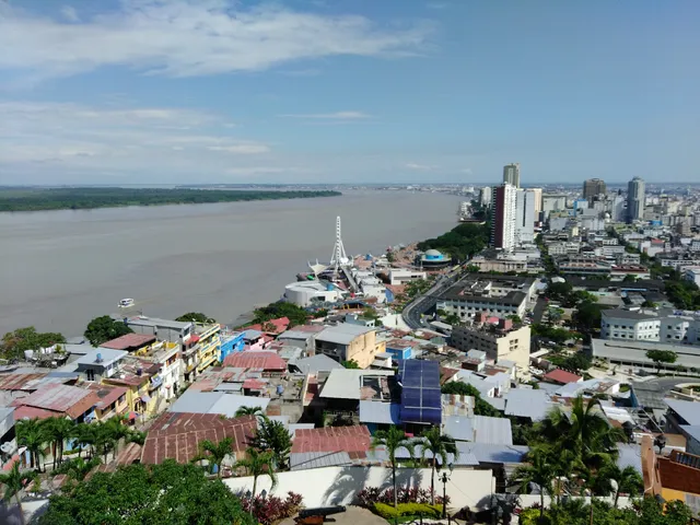 Faro Cerro Santa Ana