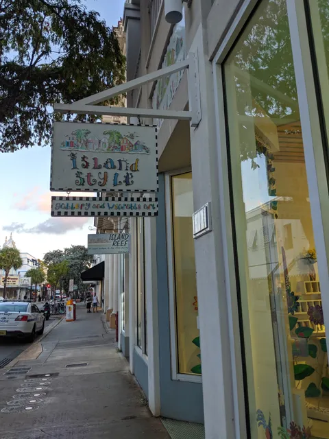 Island Style Gallery