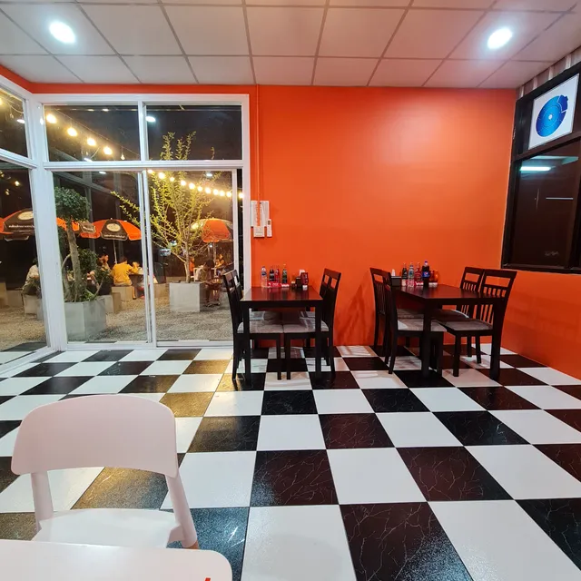 สเต็กเด็กเเนว สาขา คลองเเห