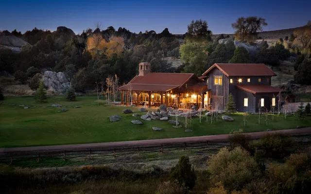 The Lodge & Spa at Brush Creek Ranch