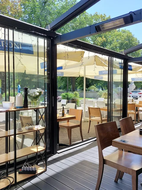 Si Ristorante & Cocktail Bar