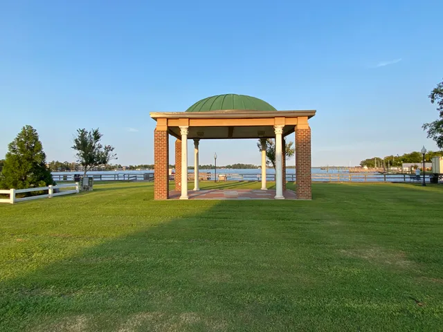 Waterfront Park