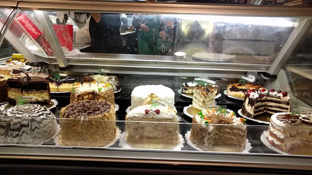 Sherman's Deli & Bakery