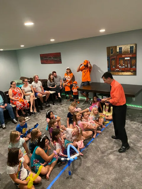 Comedy Magic of Joe Cole