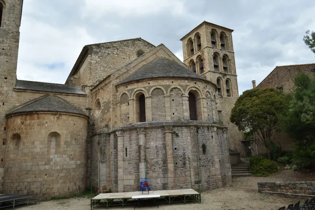 Abbaye de Caunes-Minervois