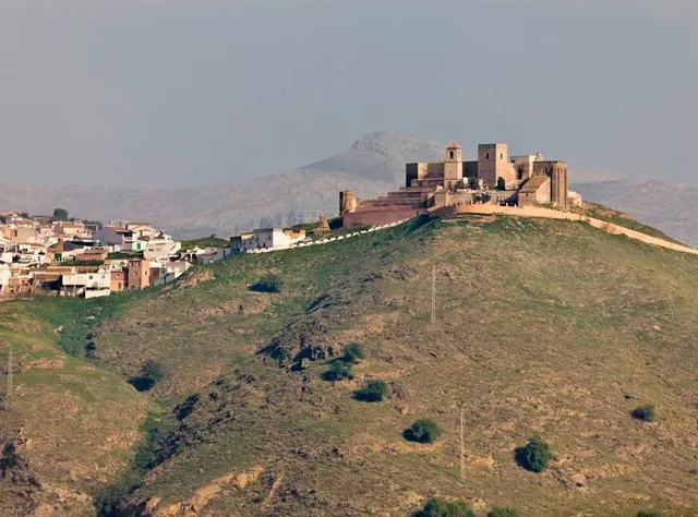 Alora Castle
