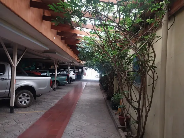 Hotel Victoria Said Garib